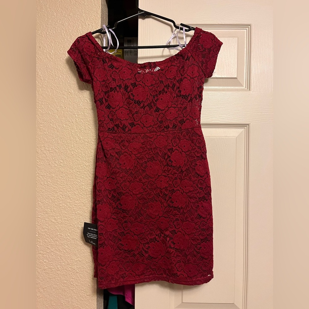 Women’s Lulus dress